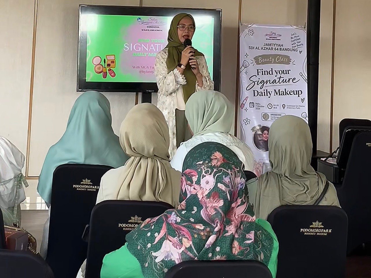 Jamiyyah Al-Azhar 64 Podomoro Gelar Beauty Class Bersama Wardah