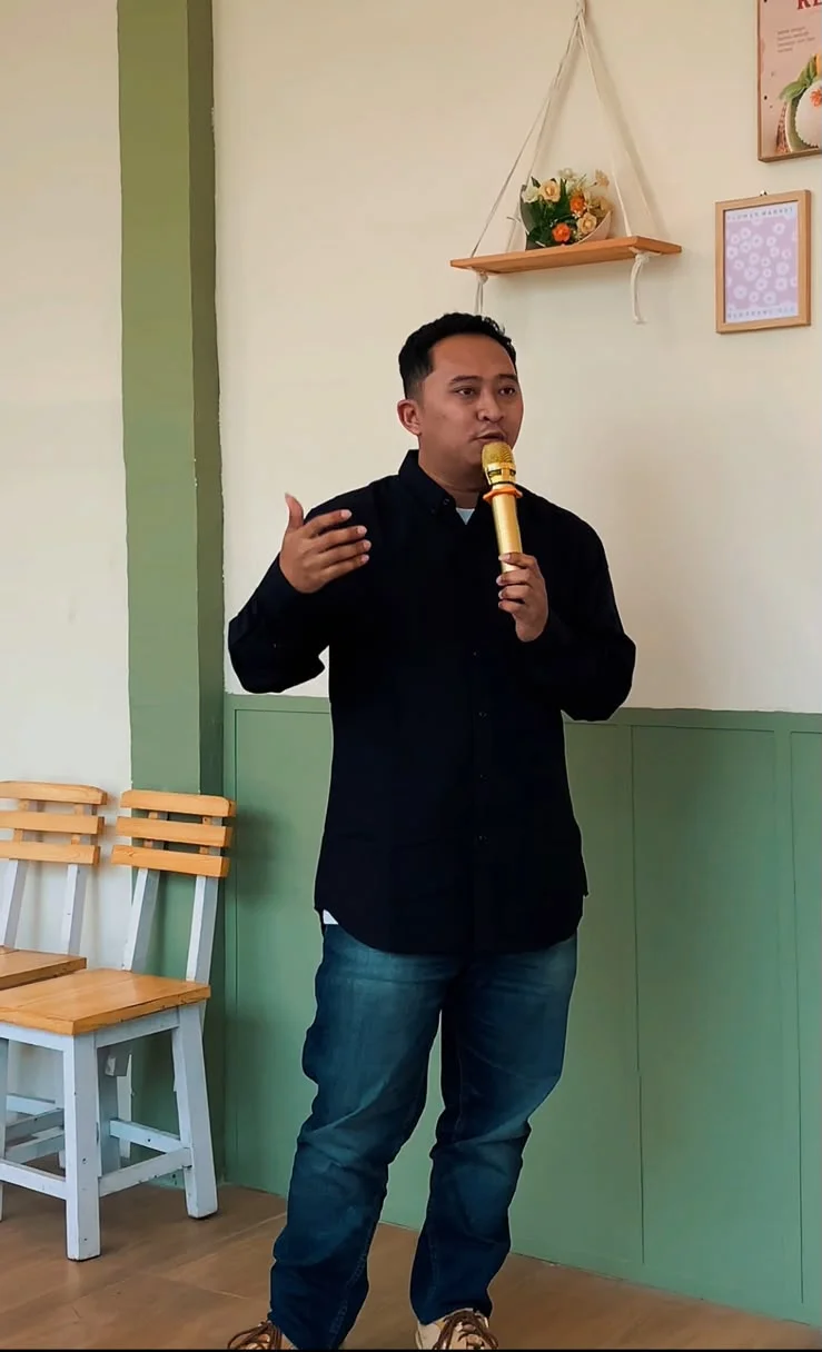 Owner Kopi Insgiht Santri Aji Putra