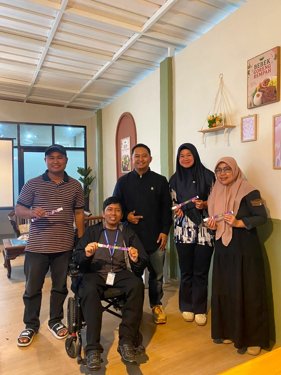 Peserta Pemenang Tiket Konser Enau Gratis